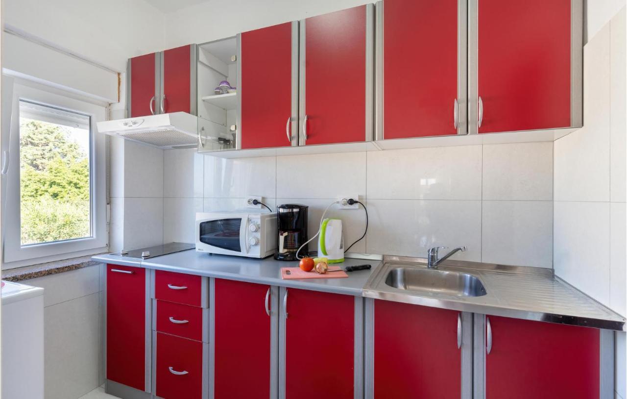 Cozy Apartment In Krk With Kitchen Krk Town Bagian luar foto